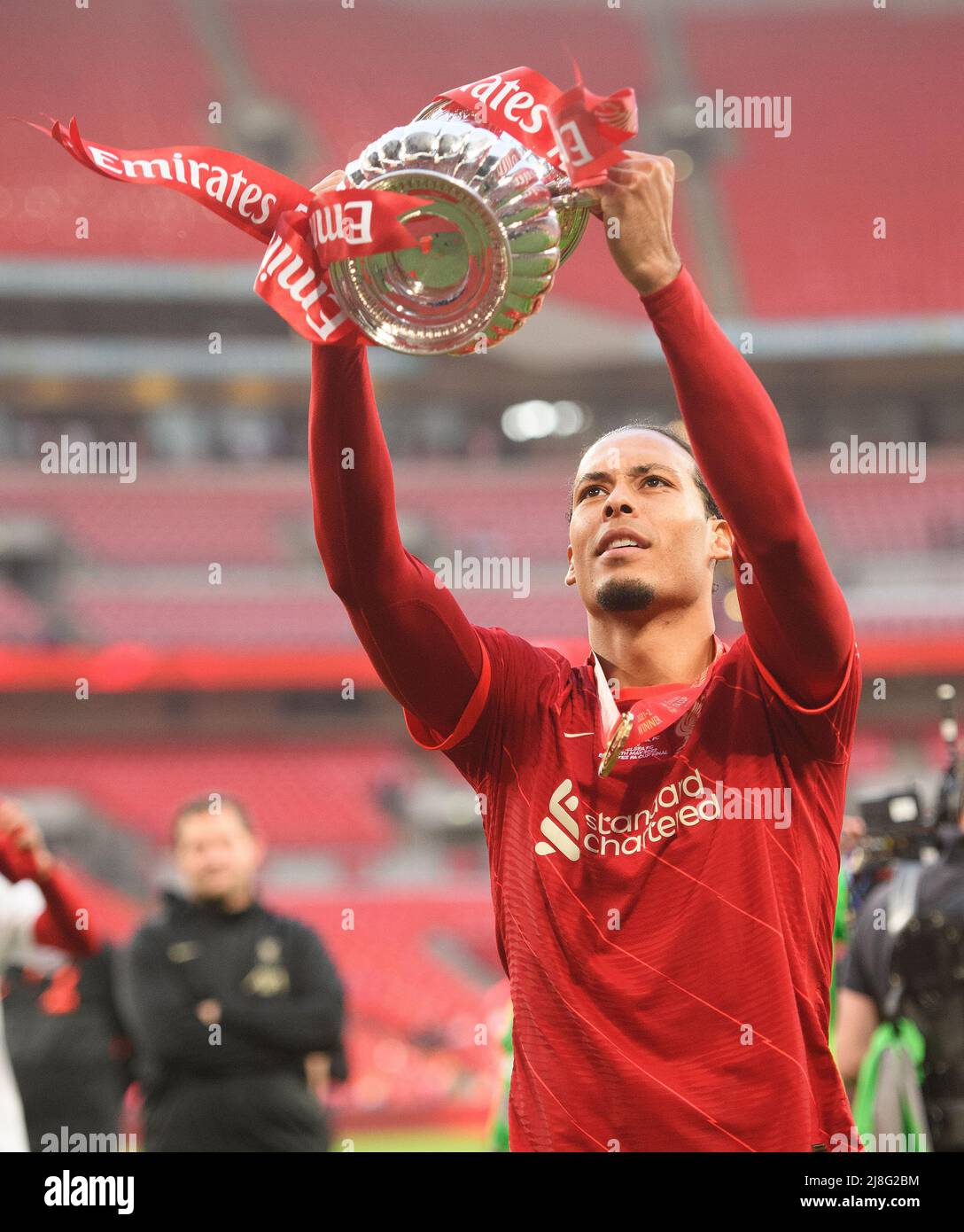 14 May 2022 - Chelsea v Liverpool - Emirates FA Cup Final - Wembley Stadium  Virgil Van Dijk celebrates with the FA Cup  Picture Credit : © Mark Pain / Alamy Live News Stock Photo