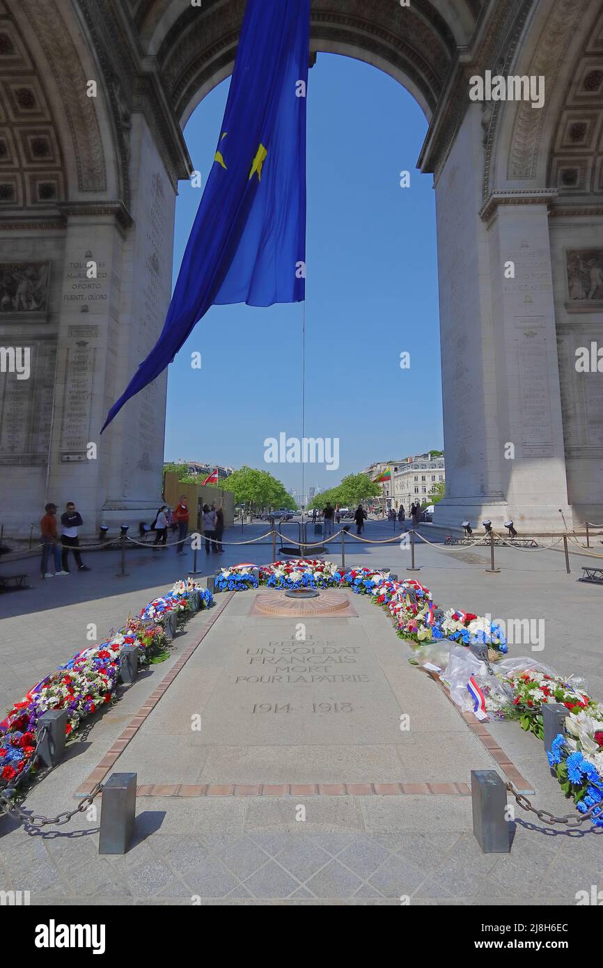 Tomb of the Unknown Soldier under the Arc de Triomphe in Paris - 2022 Stock Photo