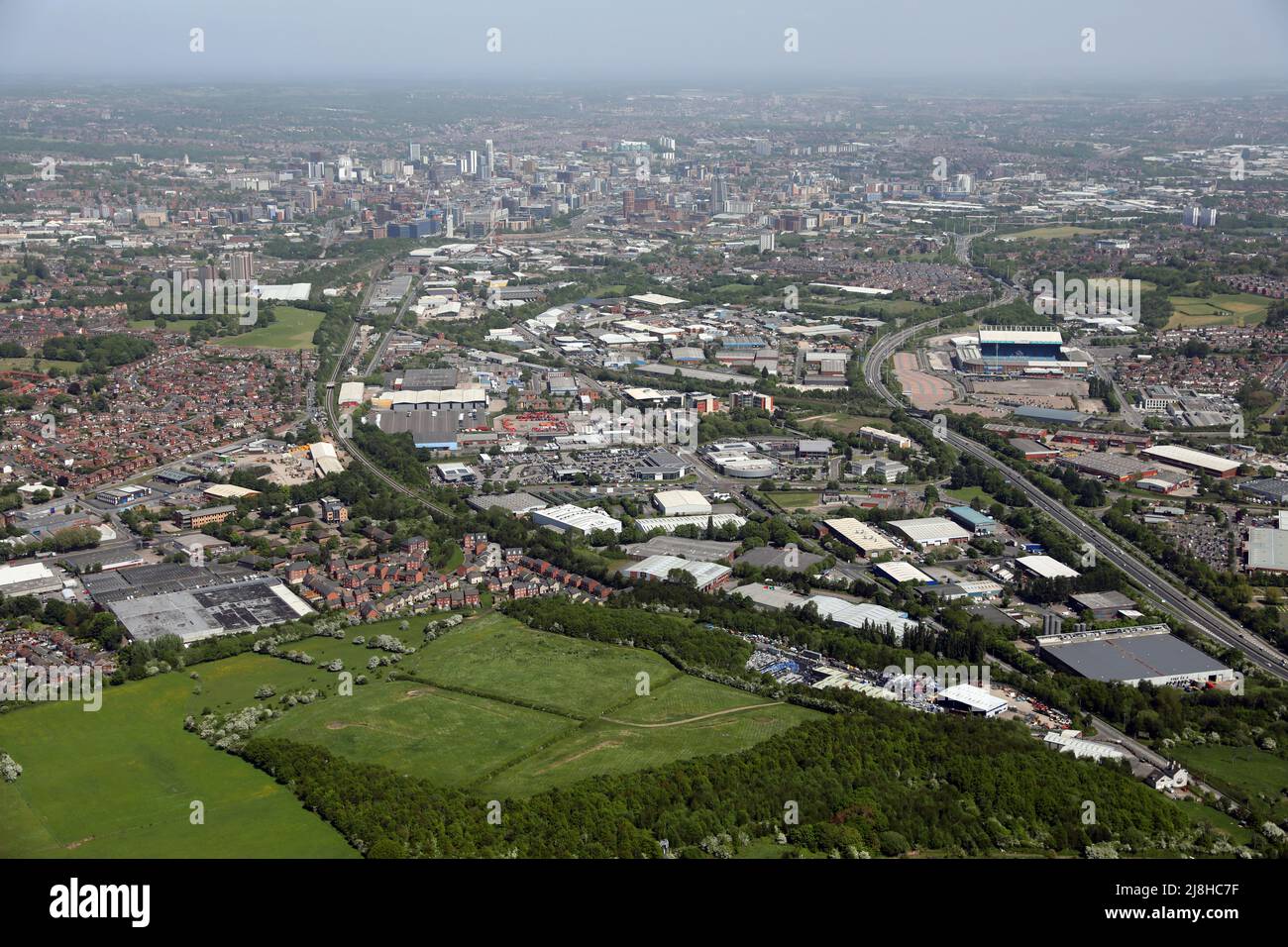 Leeds city centre from beeston hi-res stock photography and images - Alamy