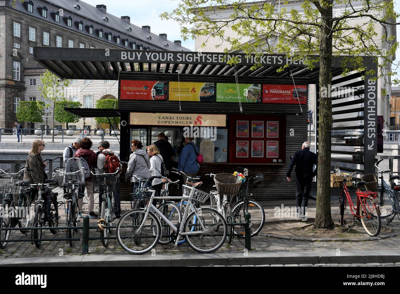 Copenhagen/Denmark/16 May 2022/. Sightseeing Tourists In Danish Capital ...