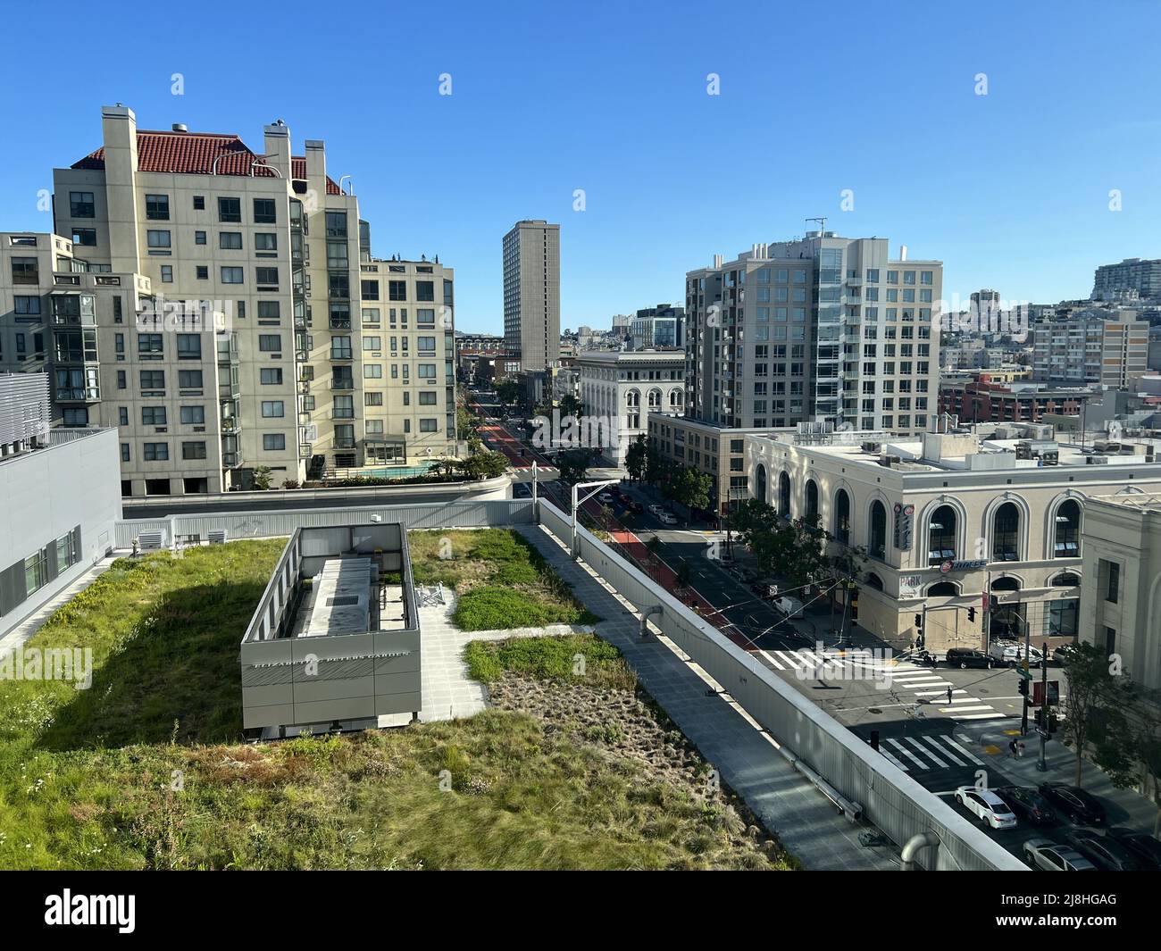 1395 Van Ness Avenull