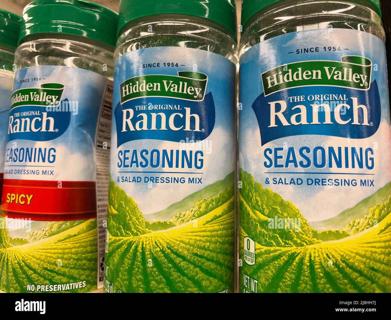 Hidden valley ranch dressing hi-res stock photography and images - Alamy