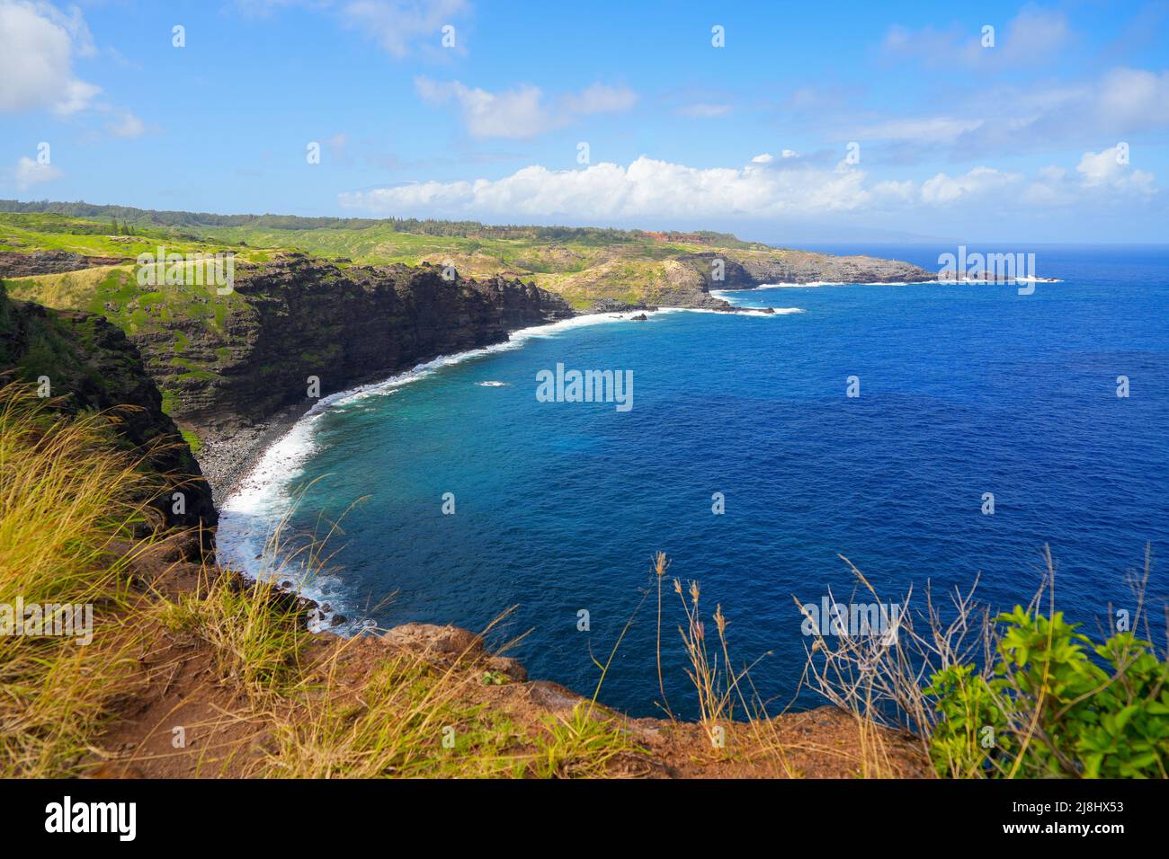Poelua Bay seen from ʻOhai Trail along Kahekili Highway in West Maui, Hawaii, United States Stock Photo
