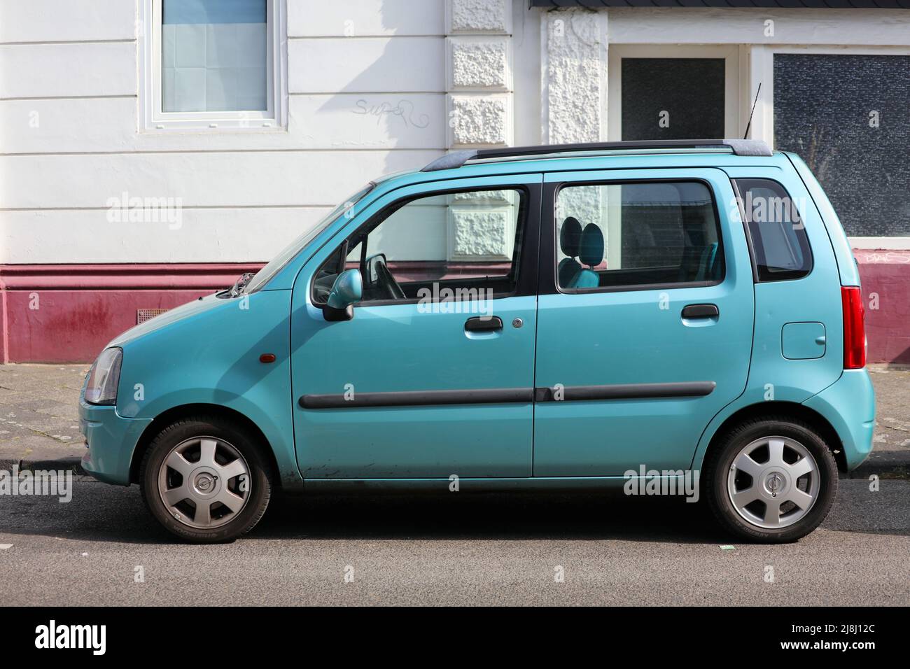 NORTH RHINE-WESTPHALIA, GERMANY - SEPTEMBER 16, 2020: Opel Agila microvan  city car parked in Germany. There were 45.8 million cars registered in  Germa Stock Photo - Alamy