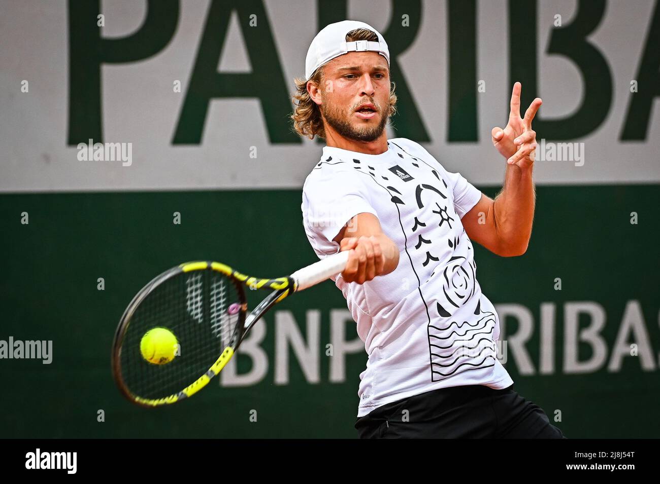 Alexandre MULLER of France during the Qualifying Day one of Roland-Garros  2022, French Open 2022, Grand Slam tennis tournament on May 16, 2022 at the  Roland-Garros stadium in Paris, France - Photo:
