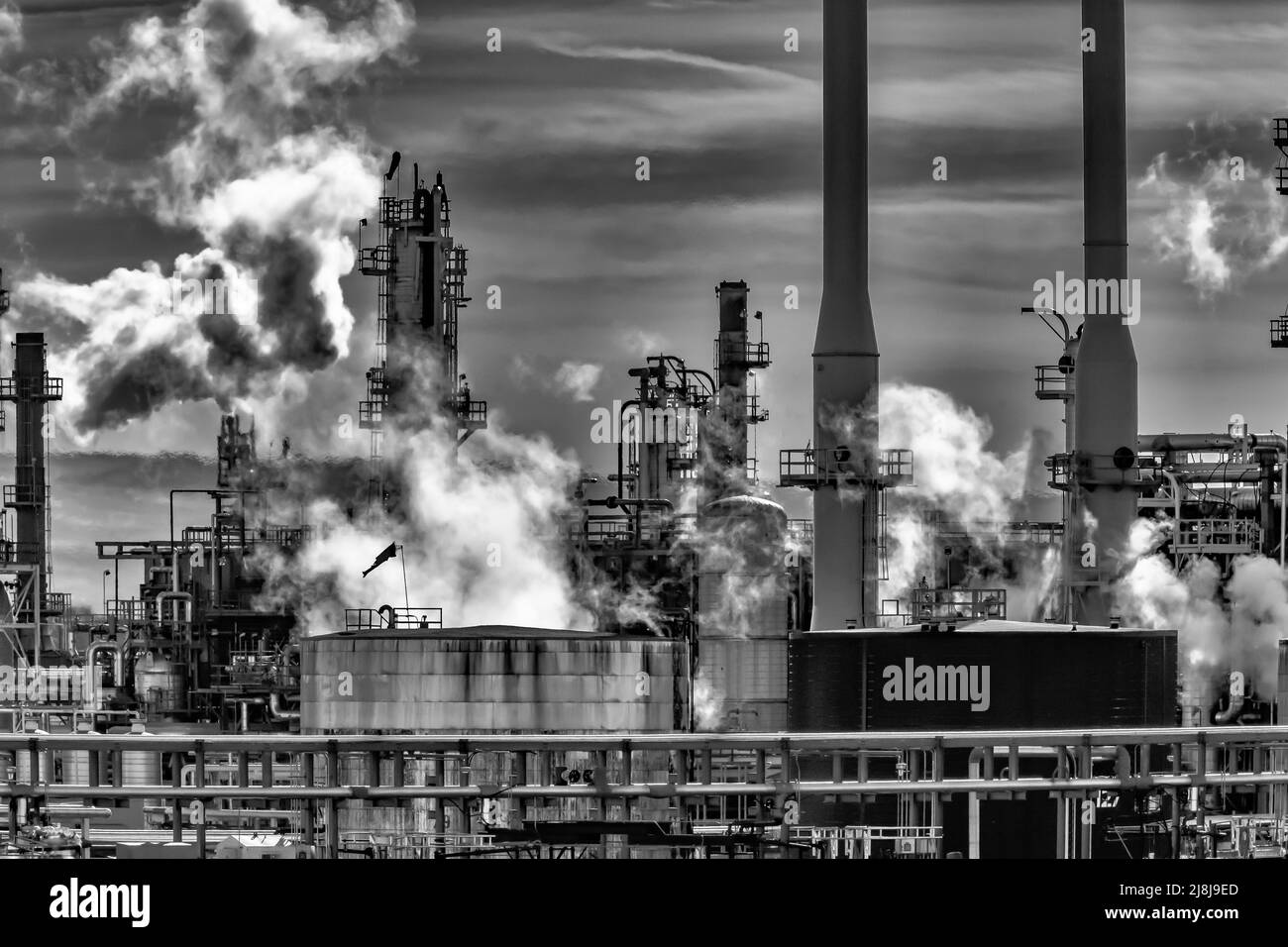 CHS Oil Refinery along Interstate 90 in Laural, Montana, USA [No property release; editorial licensing only] Stock Photo