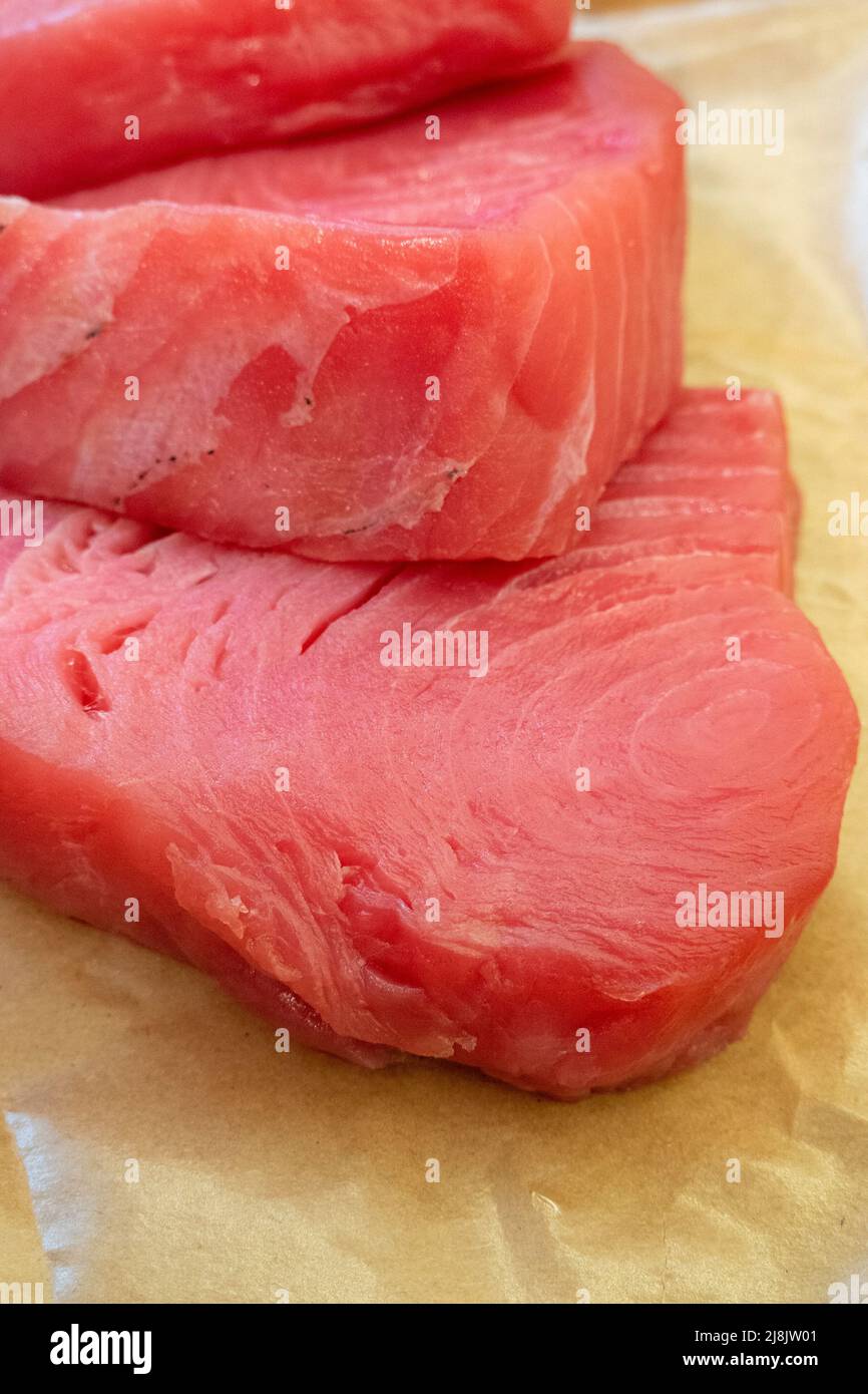 SushiGrade Raw Tuna Steaks, USA 2022 Stock Photo Alamy
