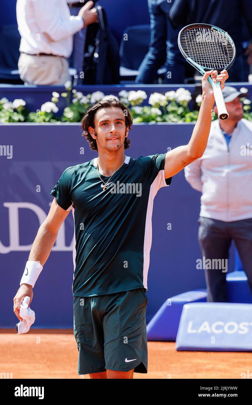 BARCELONA - APR 18: Lorenzo Musetti celebrates the victory at the Barcelona  Open Banc Sabadell Tennis Tournament at Real Club De Tenis Barcelona on Ap  Stock Photo - Alamy