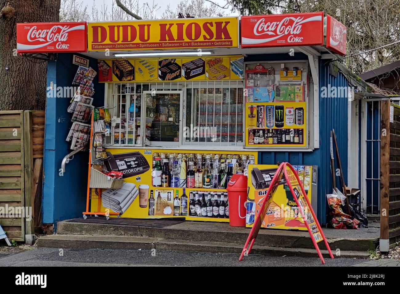 typical kiosk in Ruhr area, Germany, North Rhine-Westphalia, Bochum-Gerthe Stock Photo