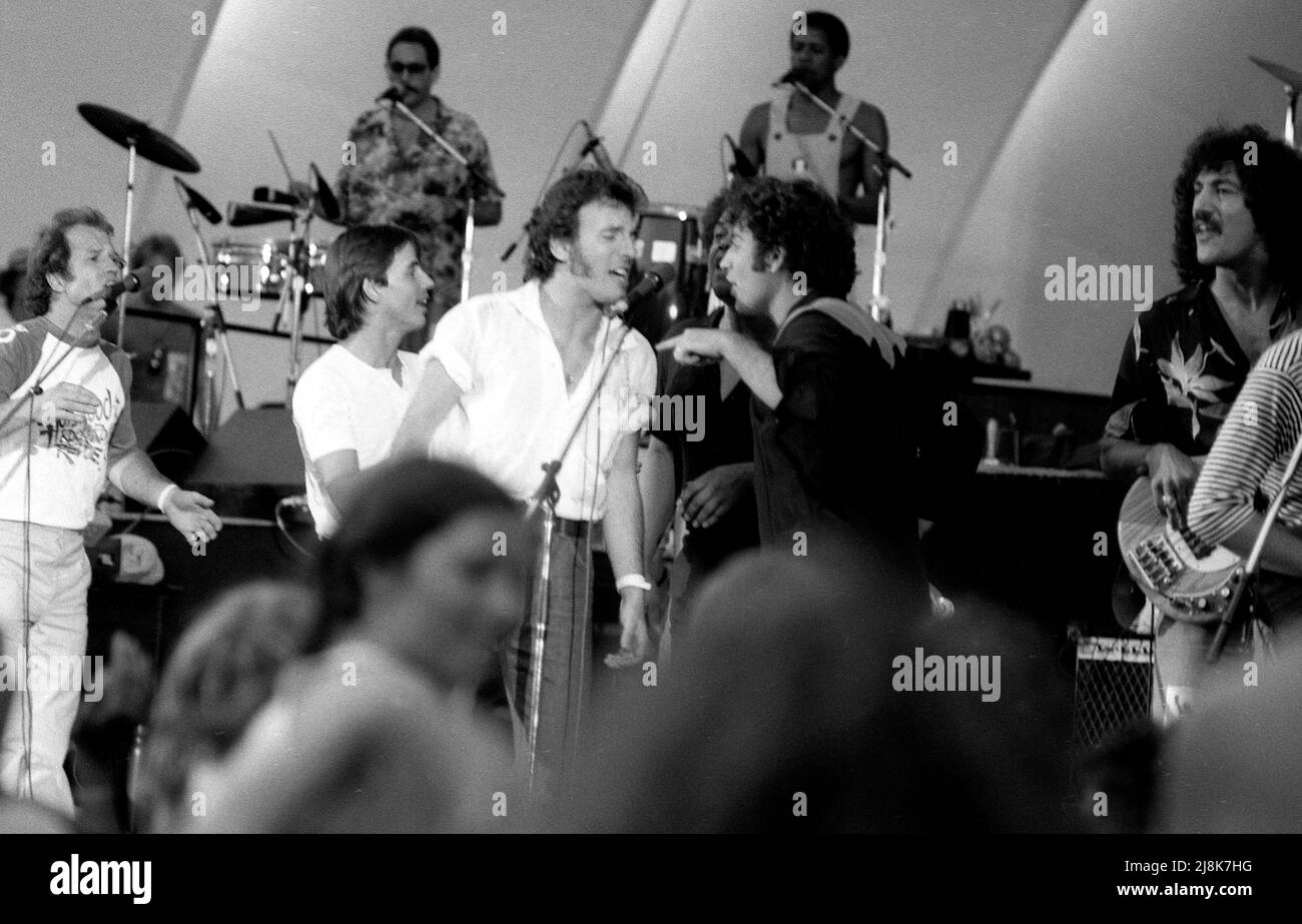 Jackson Browne, Bruce Springsteen, No Nukes, concert, Hollywood Bowl, 1981 Stock Photo
