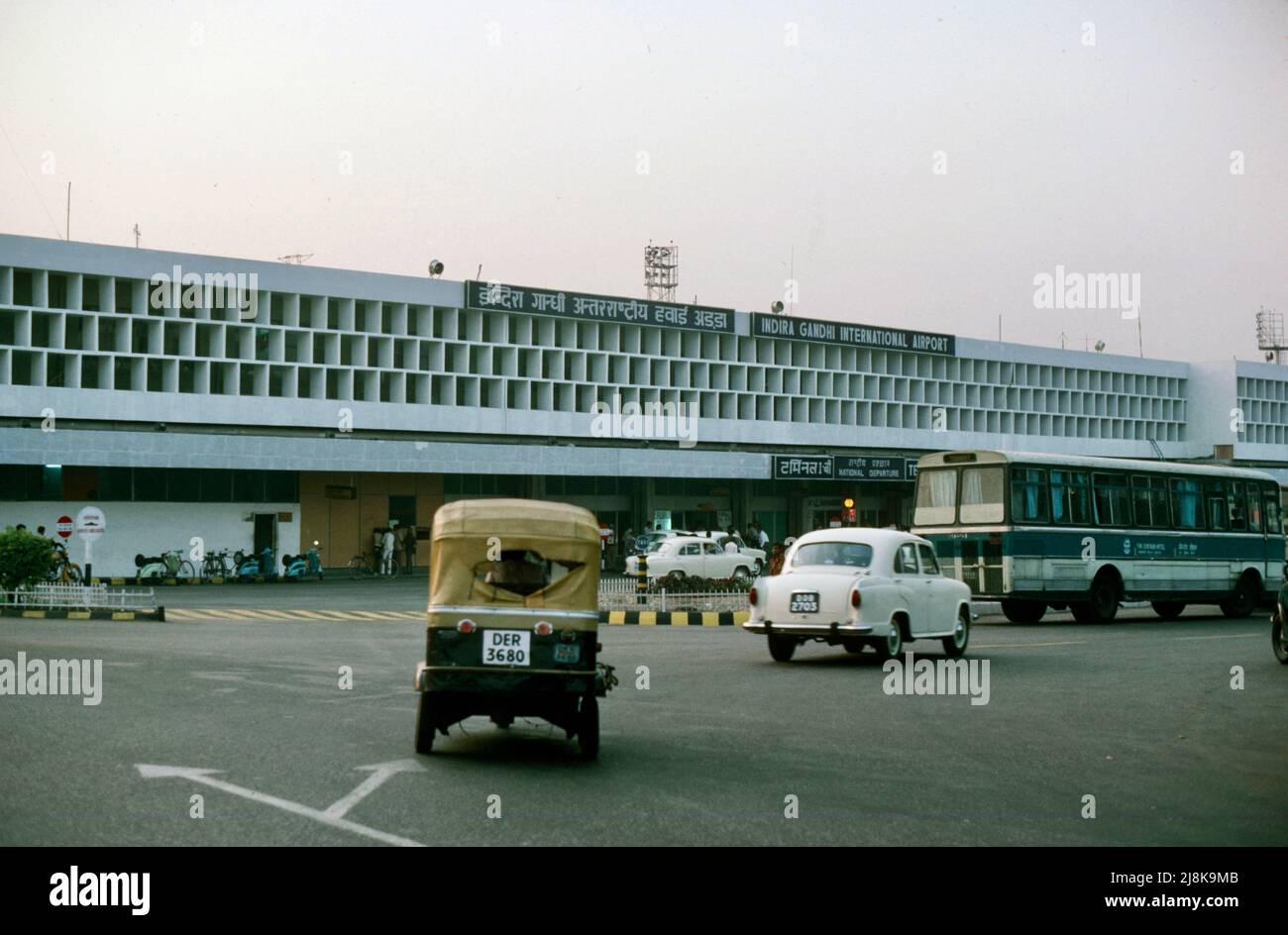 indira gandhi international airport runway