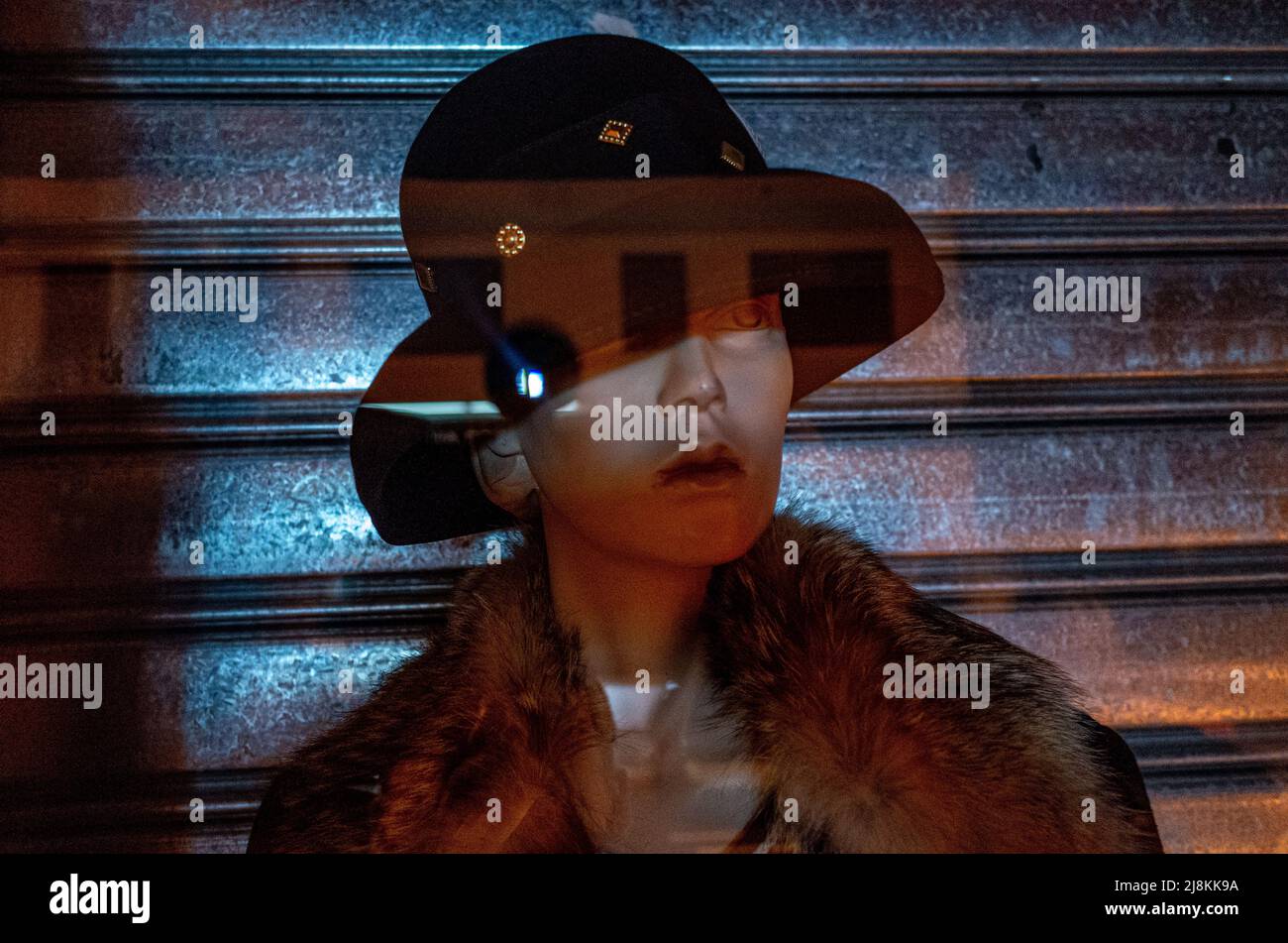 Fashionable storefront mannequin. Nice France. 12/2019 Stock Photo Alamy