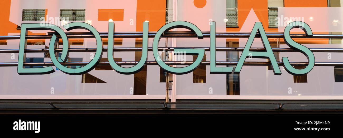 Douglas logo hi-res stock photography and images - Alamy