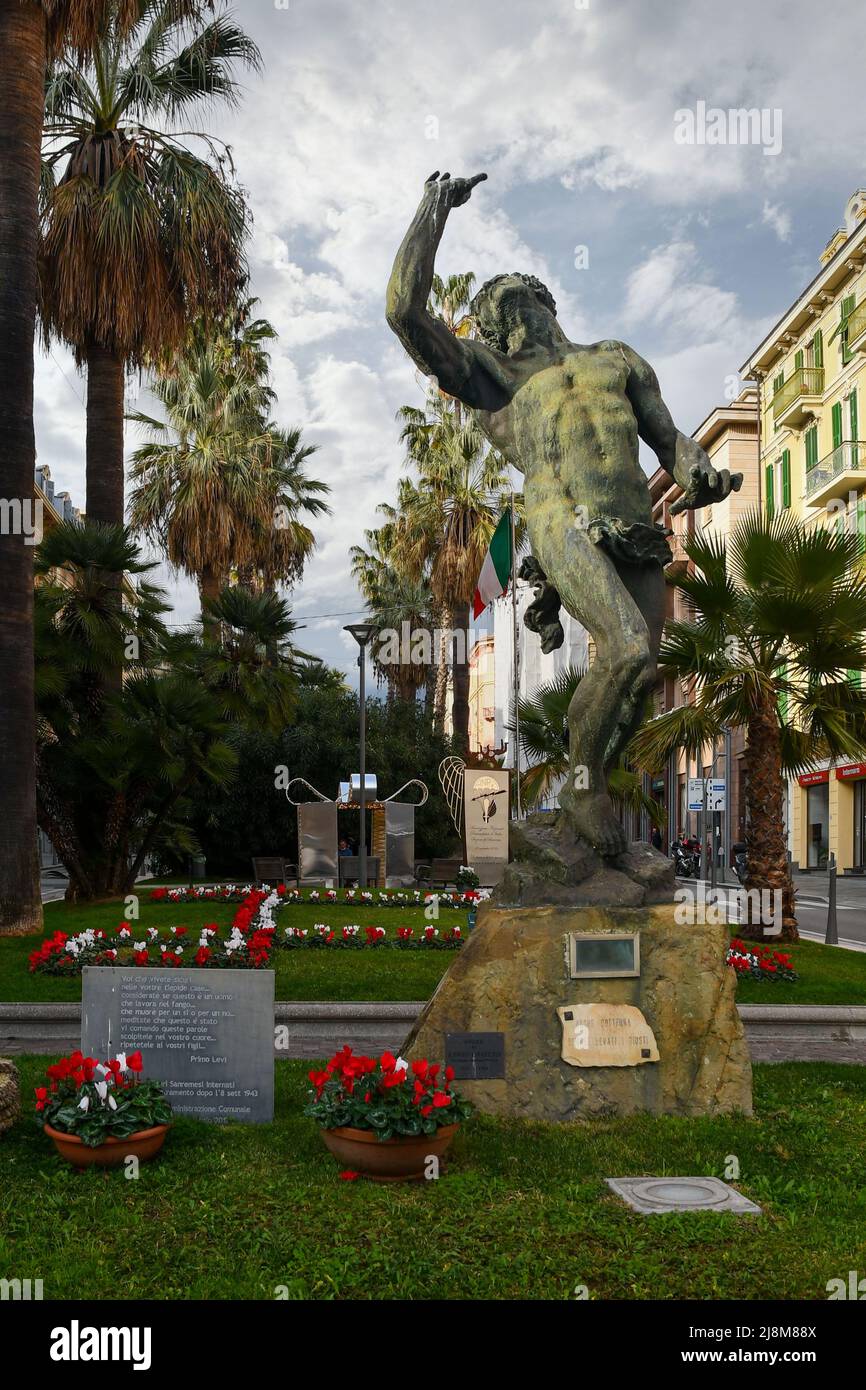 The Bronze War Memorial Of Kefalonia In The Gardens Of Corso Mombello the-bronze-war-memorial-of-kefalonia-in-the-gardens-of-corso-mombello