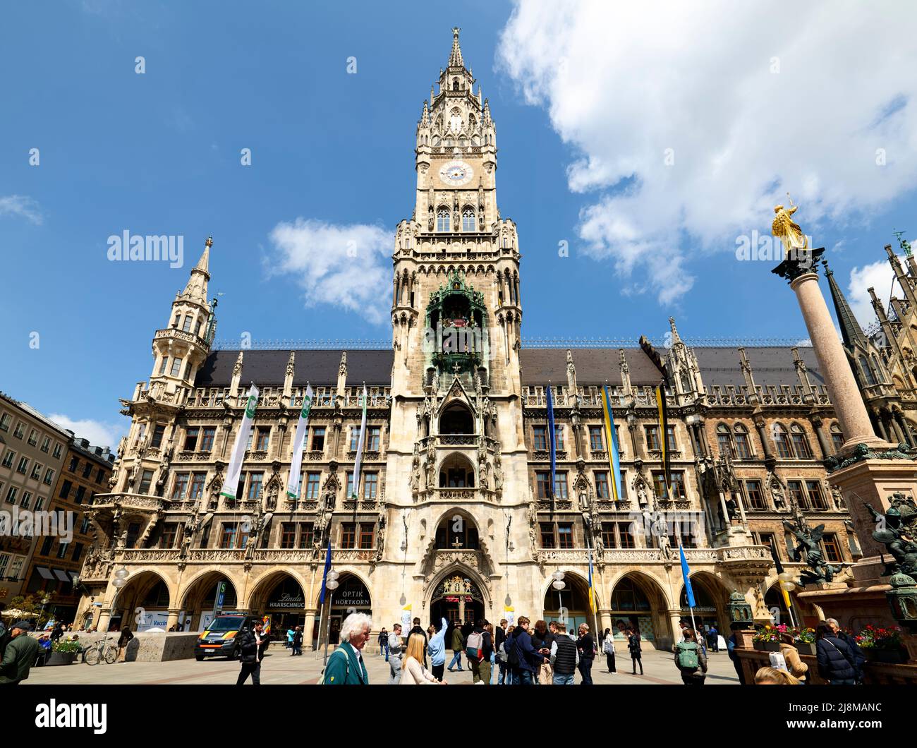 Germany Bavaria Munich. The town hall (Rathaus). Marienplatz. Mary's square Stock Photo
