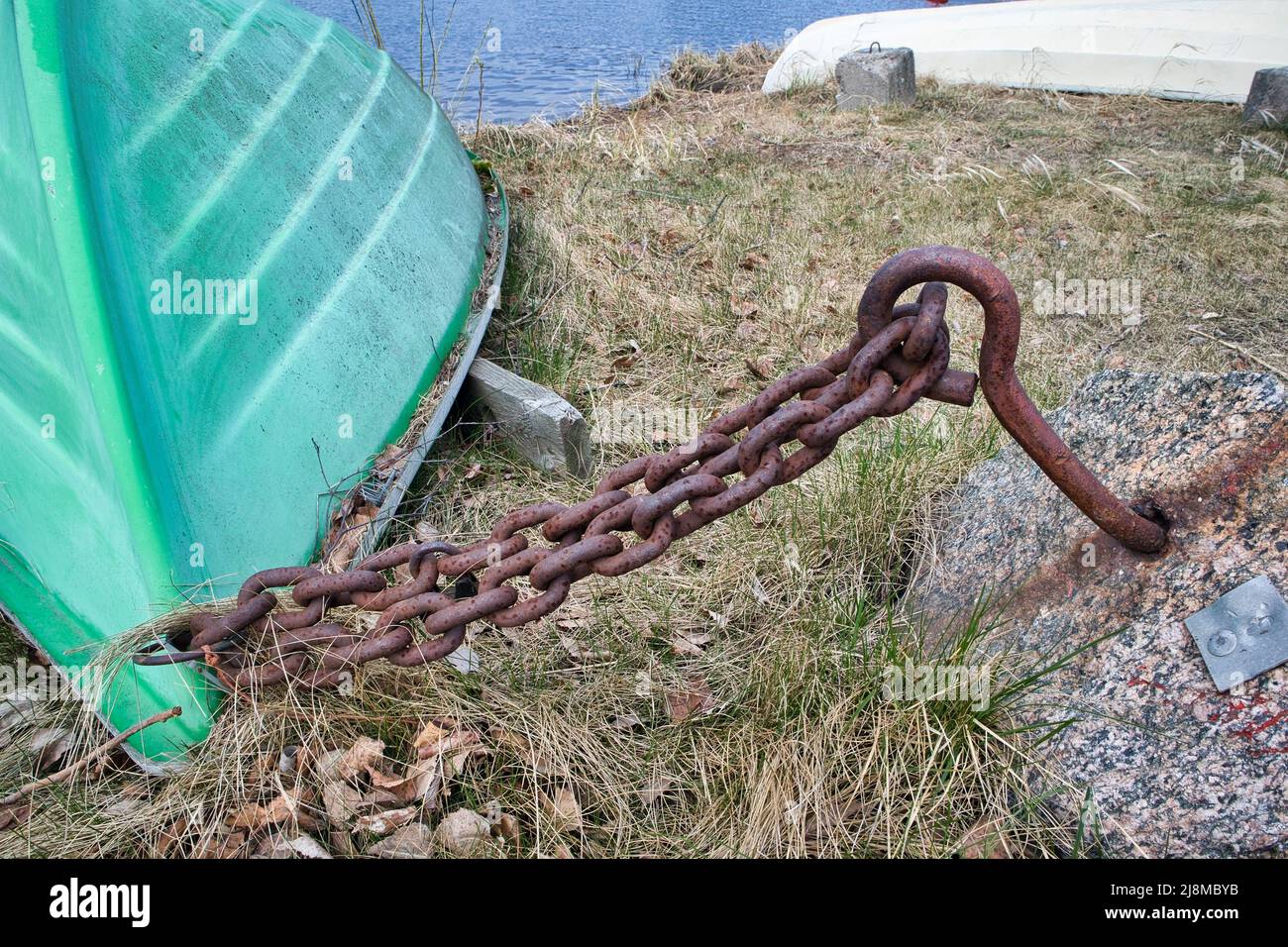 heavy rusty boat mooring chain Stock Photo Alamy