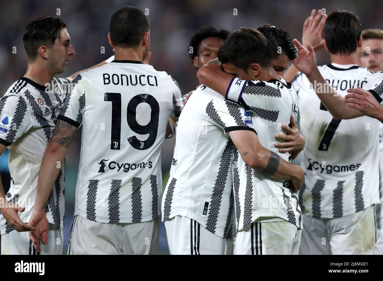 Turin, Italy. 16th May, 2022. Team of Juventus FC poses during the Serie A  2021/22 football match between Juventus FC and SS Lazio at the Allianz  Stadium. (Photo by Fabrizio Carabelli/SOPA Images/Sipa