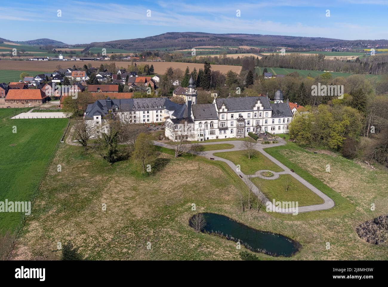 Castle Hasperde is Renaissance Castle, built in 1675 in Hasperde in the Hameln-Pyrmont area in Lower Saxony Stock Photo