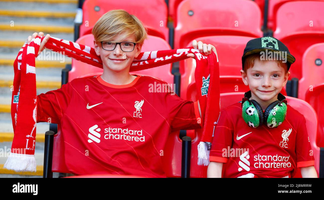 LONDON, ENGLAND - MAY 14: Young Liverpool Fansduring FA Cup Final between Chelsea and Liverpool at Wembley Stadium , London, UK 14th May , 2022 Stock Photo