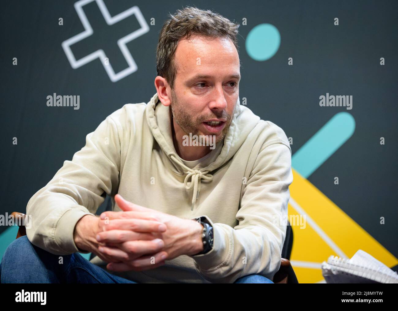 Hamburg, Germany. 17th May, 2022. OMR CEO Philipp Westermeyer during an interview. The OMR digital festival in Hamburg kicked off on Tuesday to great crowds and long lines at the entrances. Credit: Jonas Walzberg/dpa/Alamy Live News Stock Photo