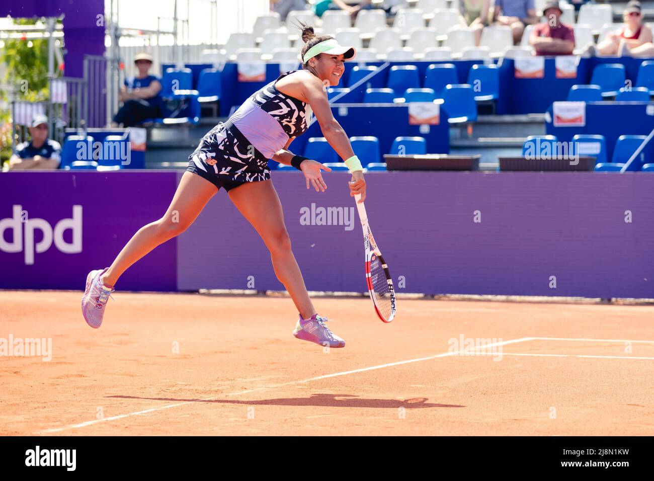 May 17, 2022, Strasbourg, Grand Est, France: Strasbourg, France, May 17th  2022: Heather Watson of Great Britain during her Round of 16 Singles match  of the 2022 Internationaux de Strasbourg against Magda