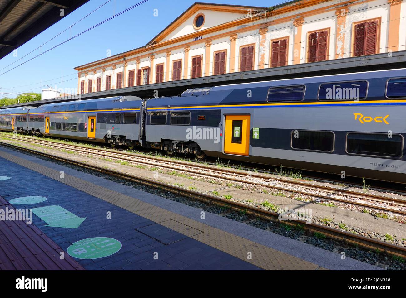 テレビ LUCA ST-BA1-201 LUCA STATION estacao-central-de-lucca.jpg?w