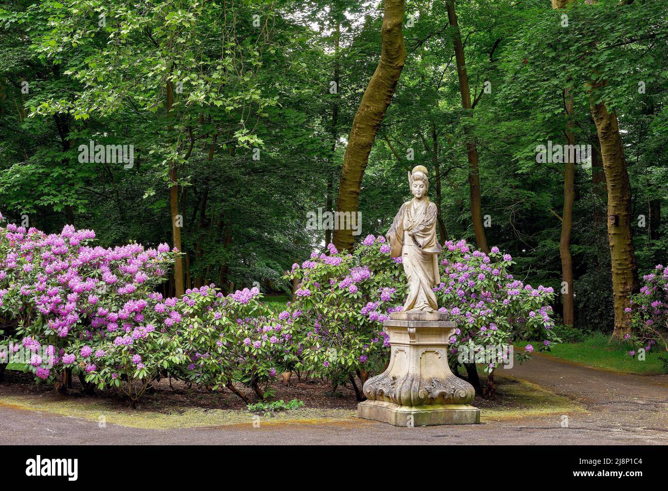 Statue at the Chinese Fountain. Nordkirchen Castle, North Rhine-Westphalia, Germany Stock Photo