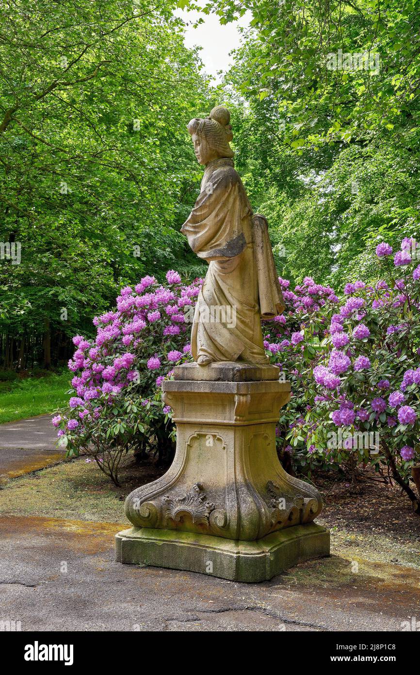 Statue at the Chinese Fountain. Nordkirchen Castle, North Rhine-Westphalia, Germany Stock Photo