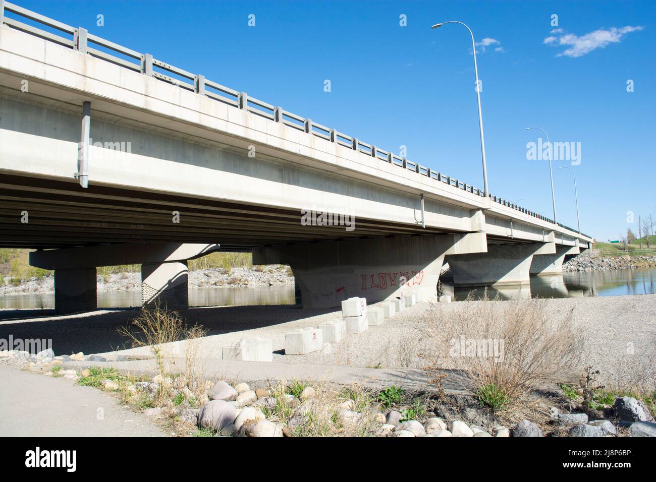 Low Angle View Below Overpass Bridge - Cement Structure Stock Photo - Alamy