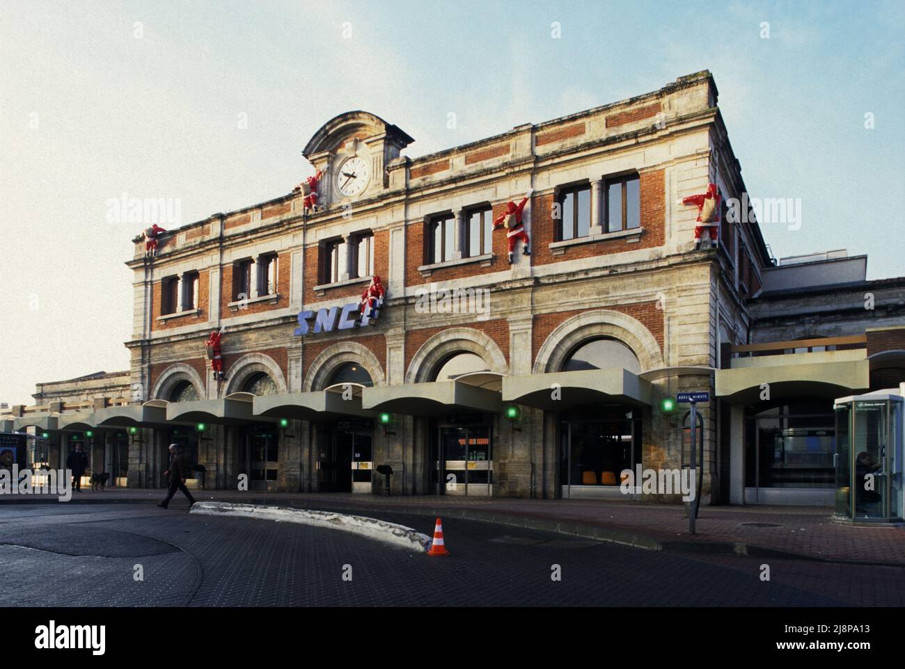 Perpignan railway station Stock Photo Alamy