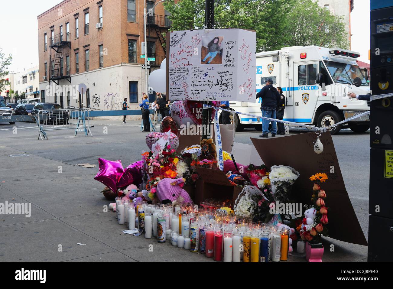 Sidewalk Memorial for 11-Year-Old Killed in Shooting Grows, New York, NY USA Stock Photo