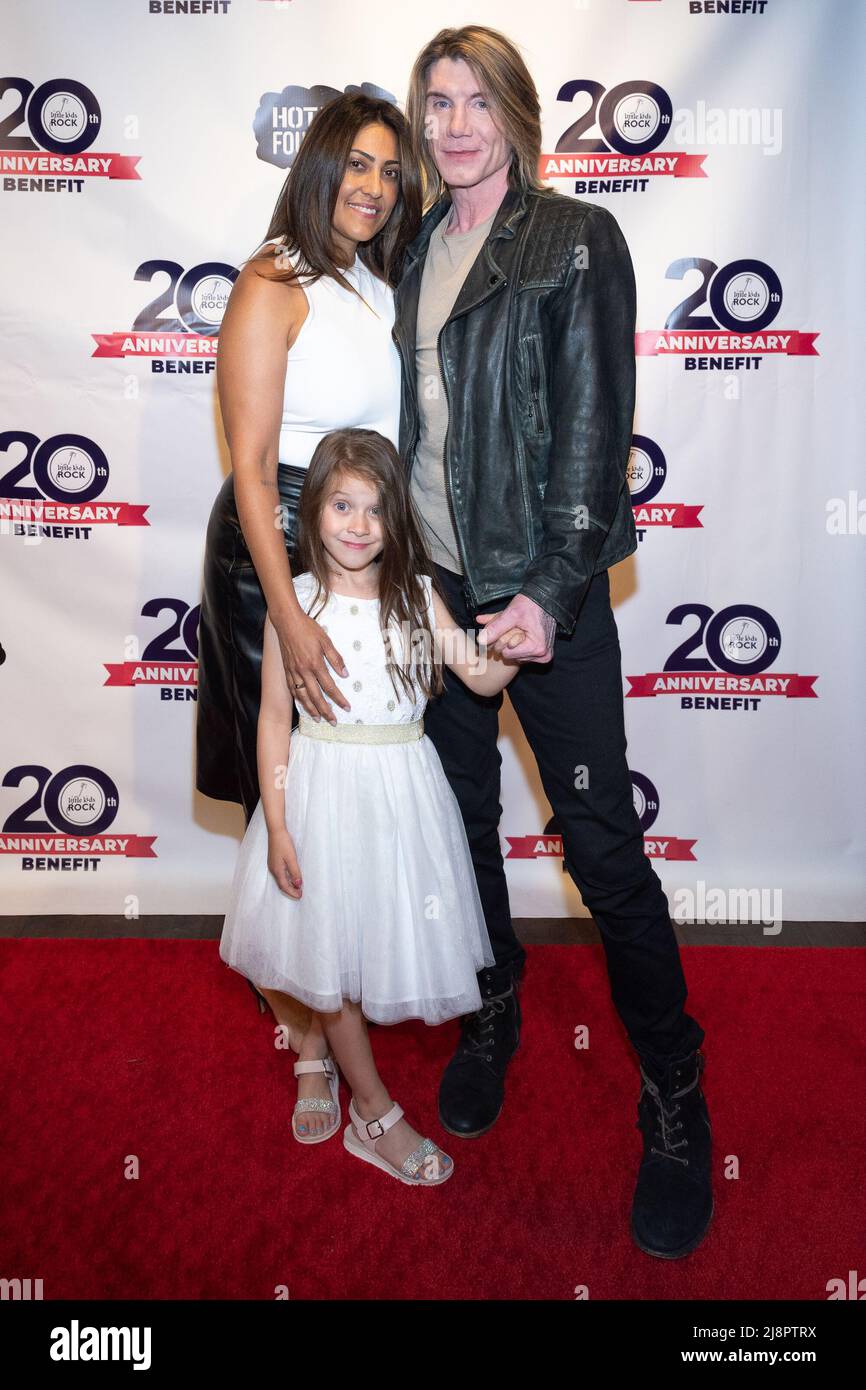 John Rzeznik (R), wife Meliana Gallo and daugher Liliana Carella