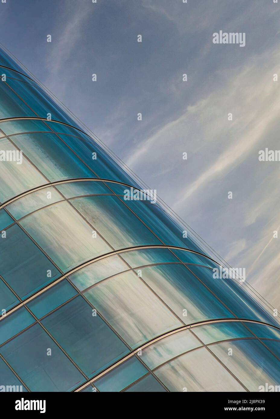 Curved glass structure hi-res stock photography and images - Alamy