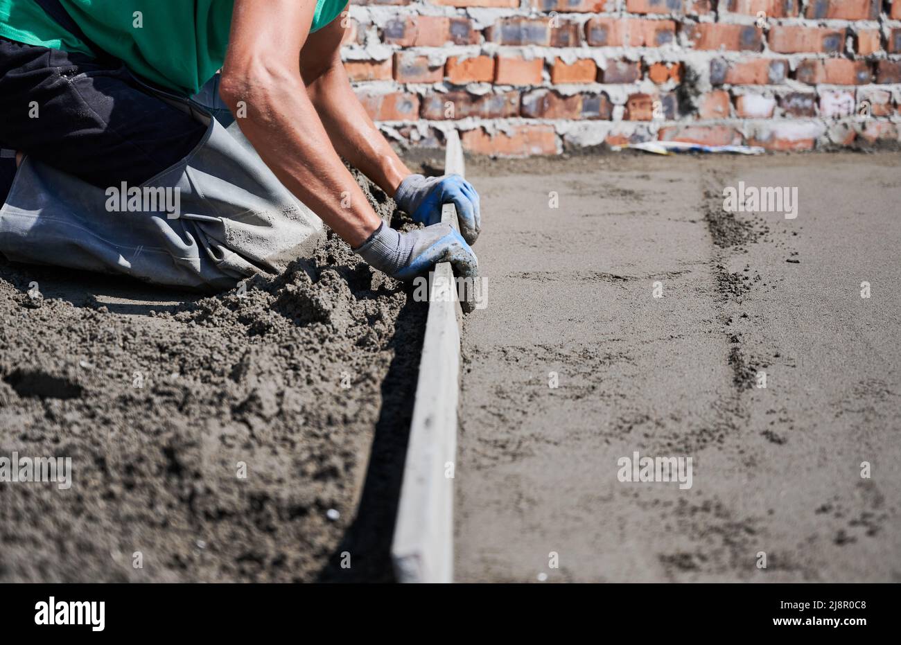 Cementitious screed hi-res stock photography and images - Alamy