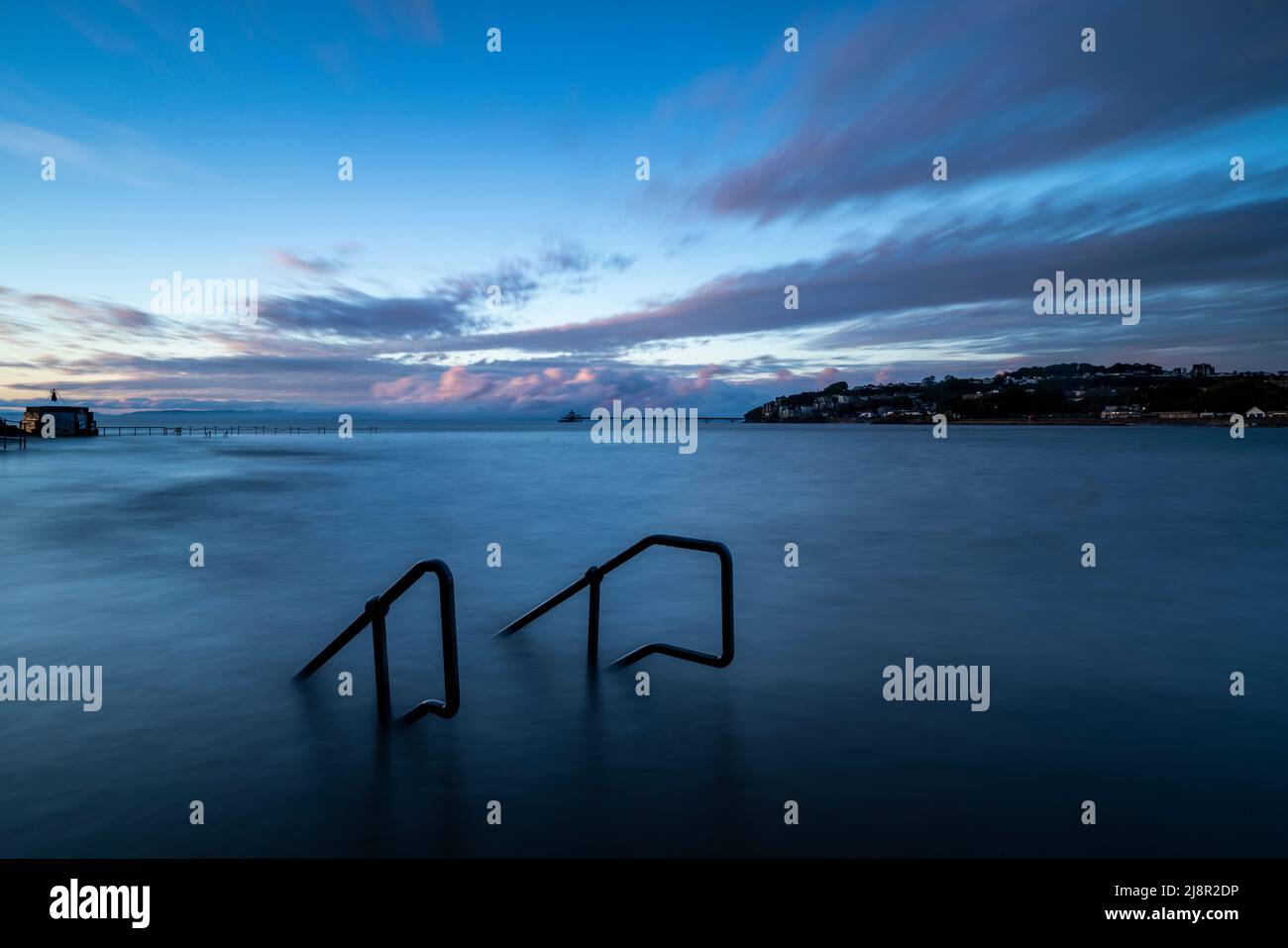 Clevedon Marine Lake, UK. 17th May, 2022. A view of the steps for