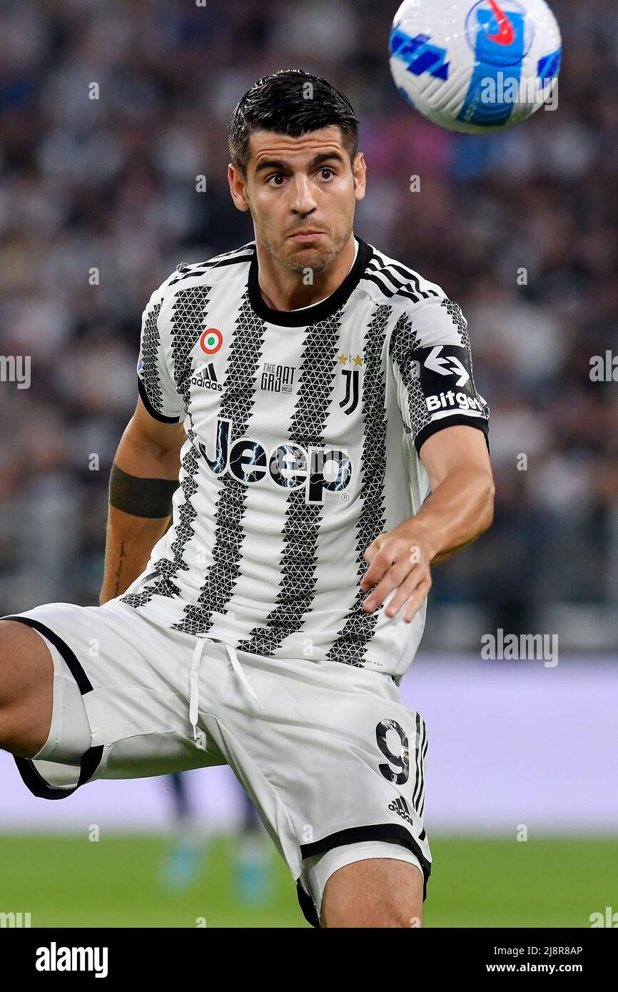 Turin, Italy. 16th May, 2022. Team of Juventus FC poses during the Serie A  2021/22 football match between Juventus FC and SS Lazio at the Allianz  Stadium. (Photo by Fabrizio Carabelli/SOPA Images/Sipa