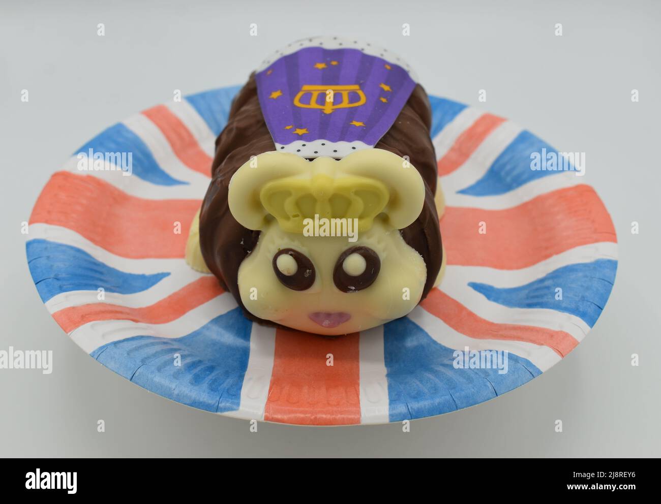 Marks and Spencer produced the Corgi and Queen Connie the Caterpillar Cake for the Queen’s Platinum Jubilee. This is Queen Connie the Caterpillar cake. Stock Photo