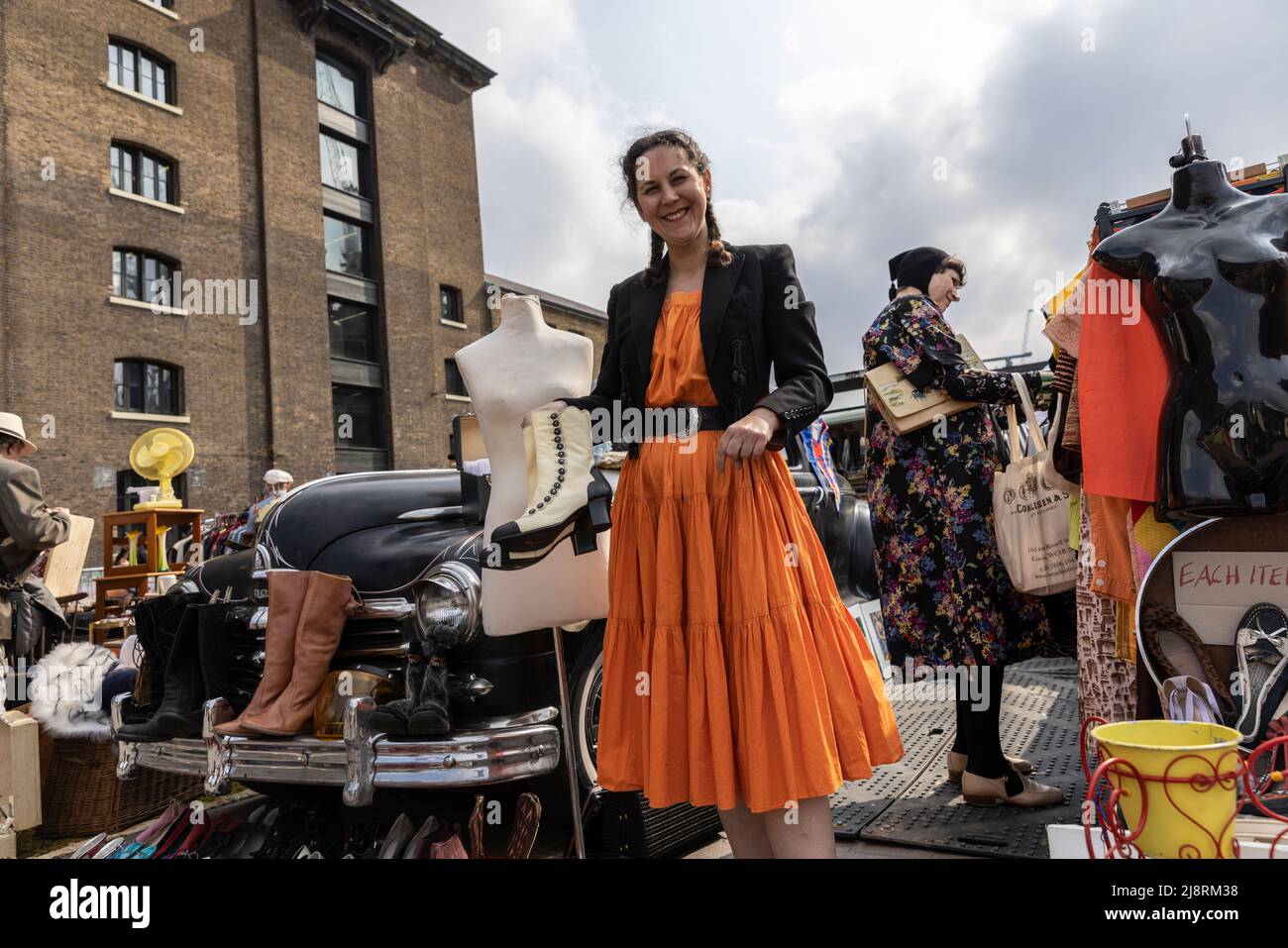 Classic Car Boot Sale, Granary Square, London, England, UK Stock Photo