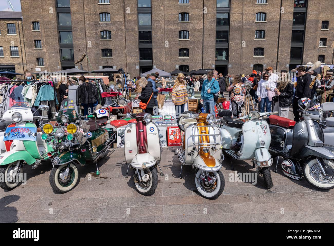Classic Car Boot Sale, Granary Square, London, England, UK Stock Photo