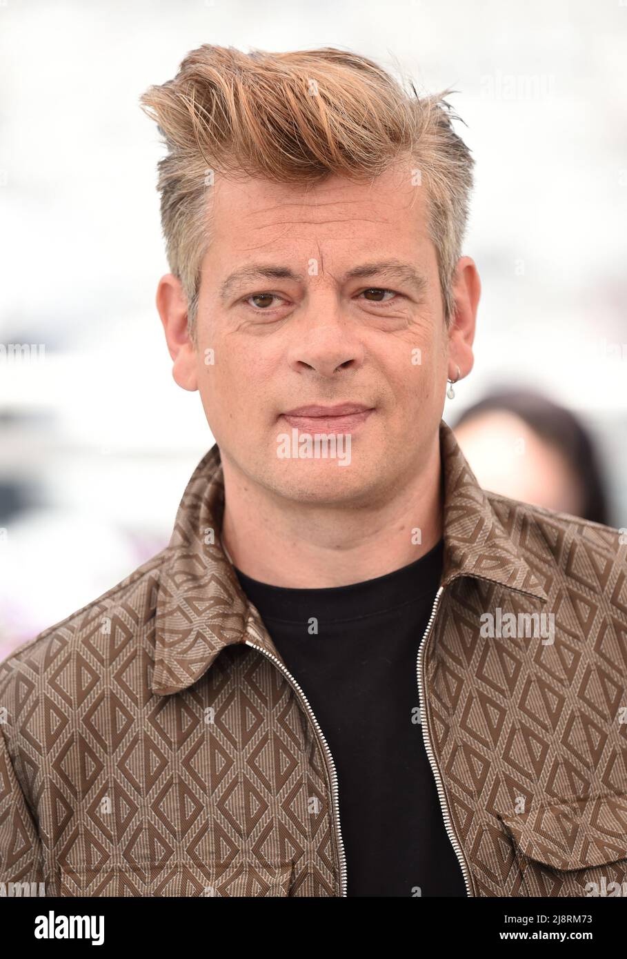 Cannes, France. 18th May, 2022. May 18th, 2022. Cannes, France. Benjamin Biolay attending the Un Certain Regard Jury photocall, part of the 75th Cannes Film Festival, Palais de Festival, Cannes. Credit: Doug Peters/Alamy Live News Stock Photo