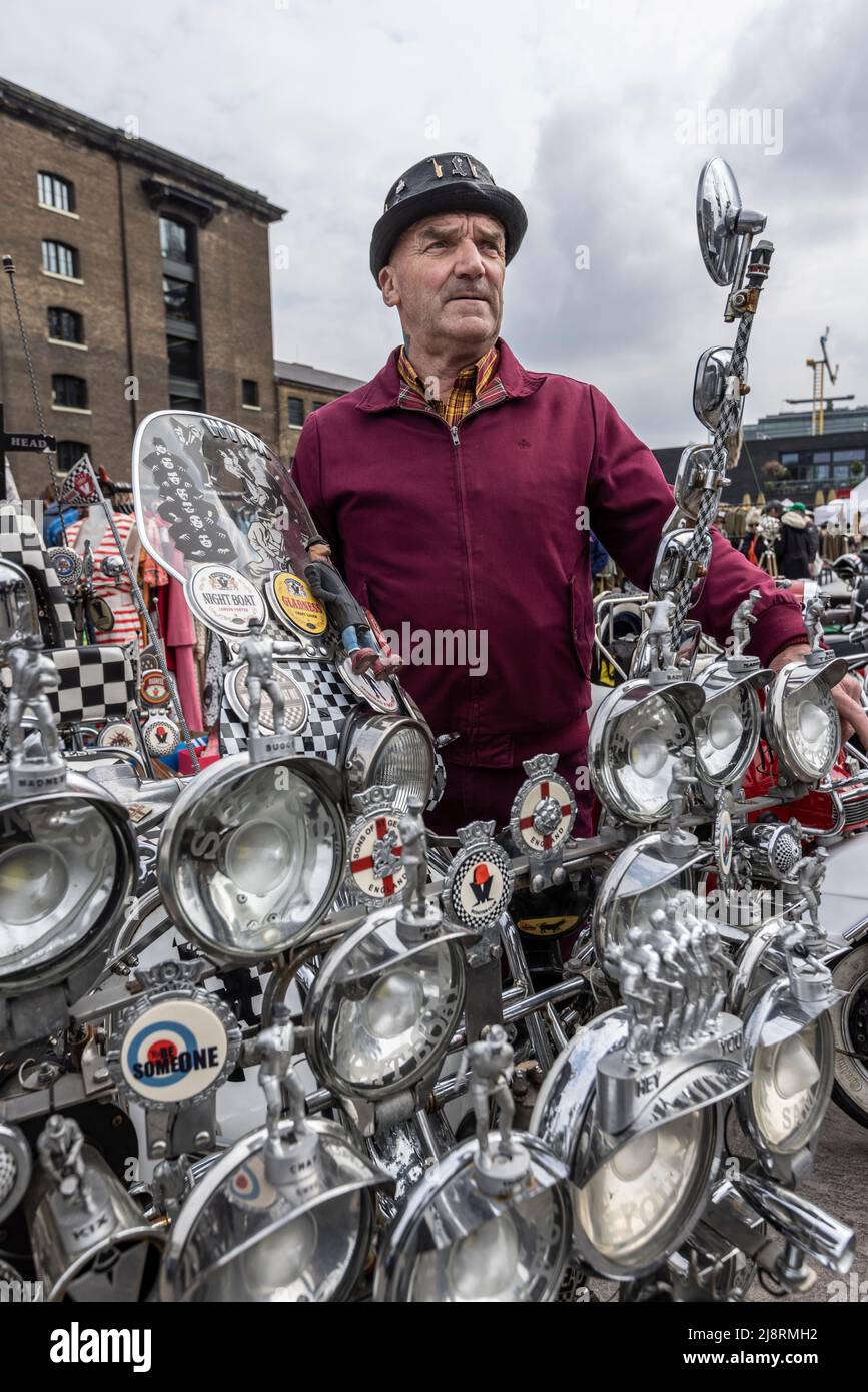Classic Car Boot Sale, Granary Square, London, England, UK Stock Photo