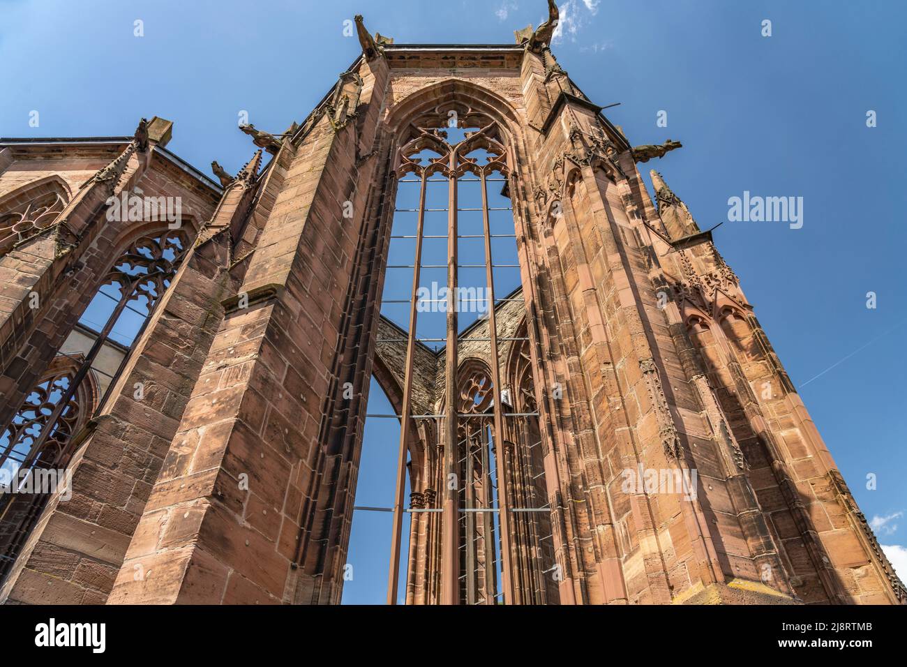 Die Ruine der gotischen Wernerkapelle in Bacharach, Welterbe Oberes Mittelrheintal, Rheinland-Pfalz, Deutschland   | Gothic  Wernerkapelle ruins in Ba Stock Photo