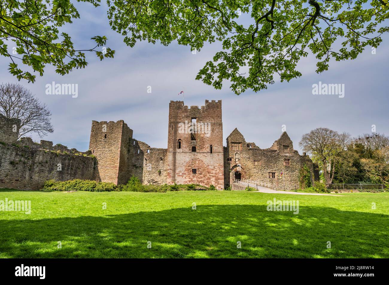 Ludlow Castle Calendars High Resolution Stock Photography and Images