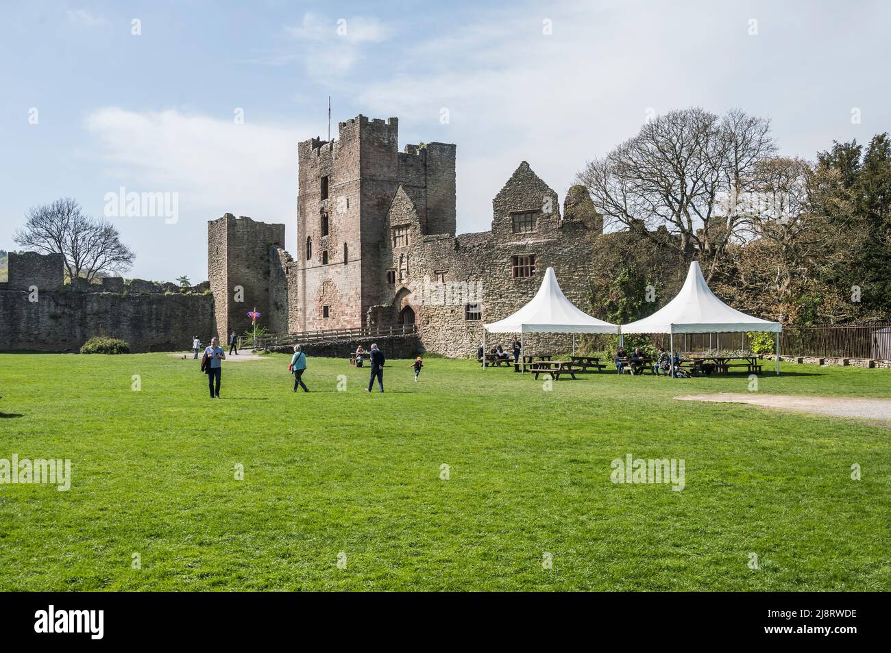 Ludlow castle calendars hires stock photography and images Alamy