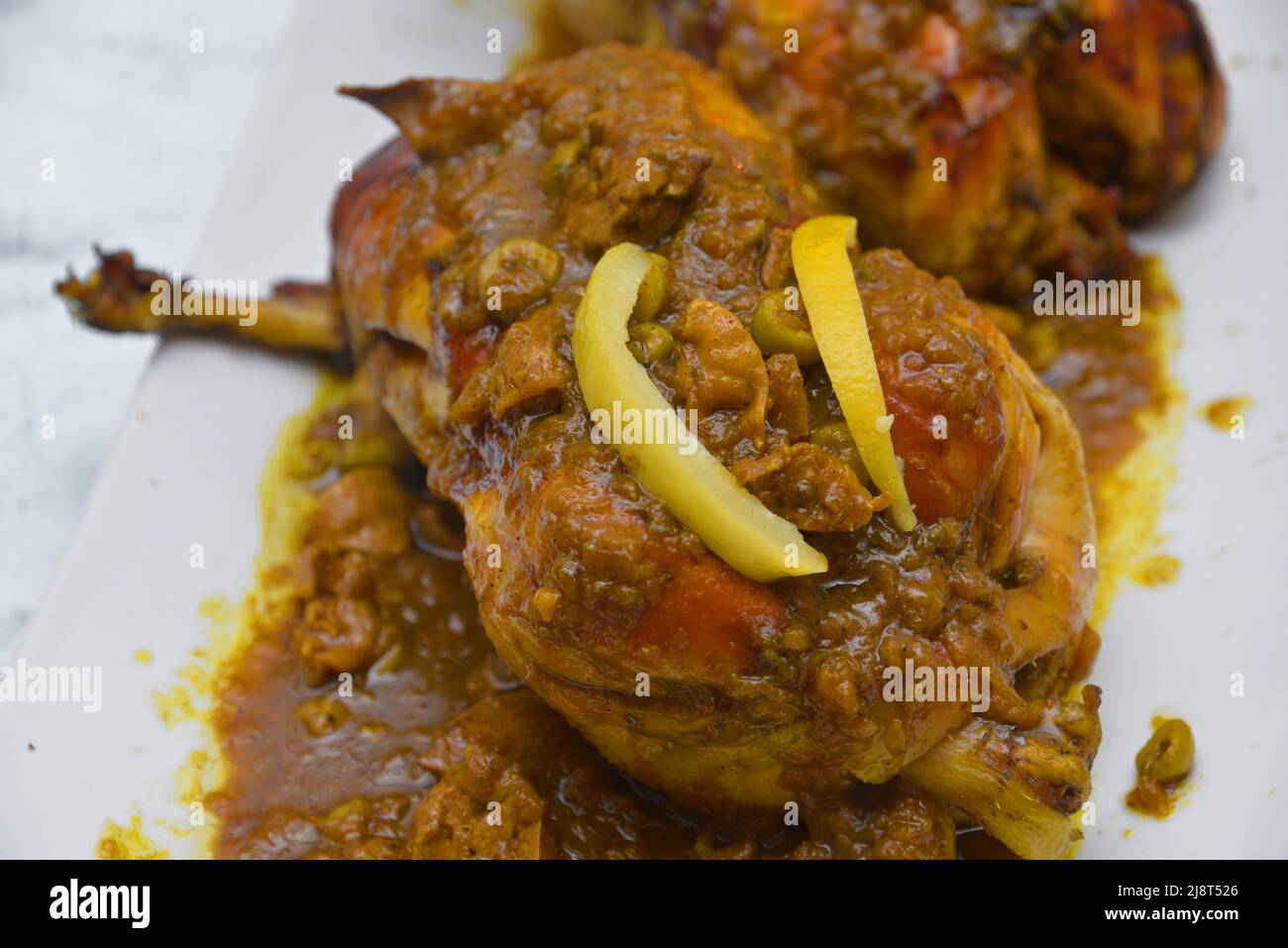 Chicken Tagine with Olives and Preserved Lemons Stock Photo Alamy