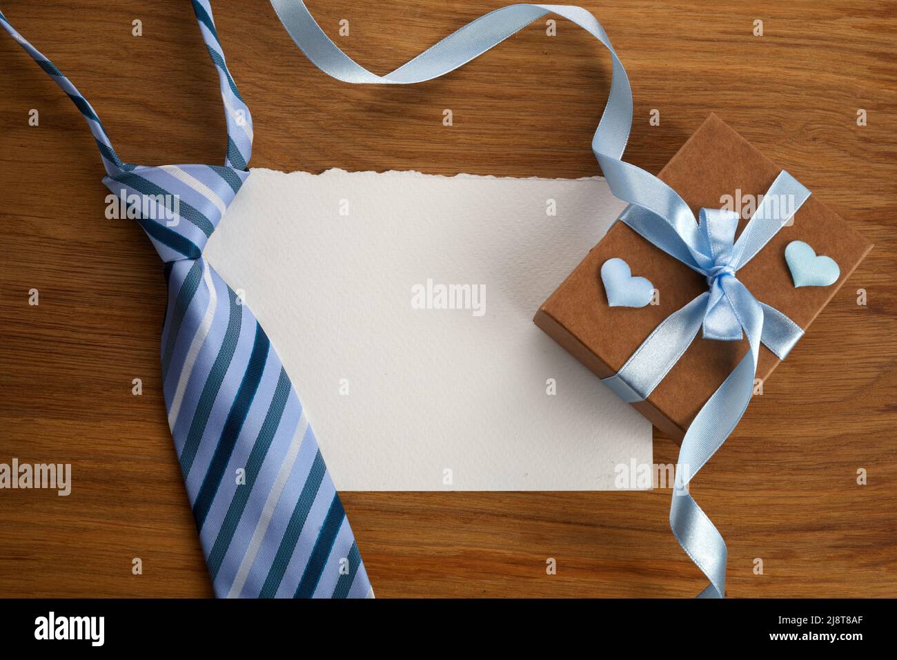 Happy Fathers Day. Set of stylish men accessories on rustic wood background.  Father's Day greeting card, copy space for text Stock Photo - Alamy