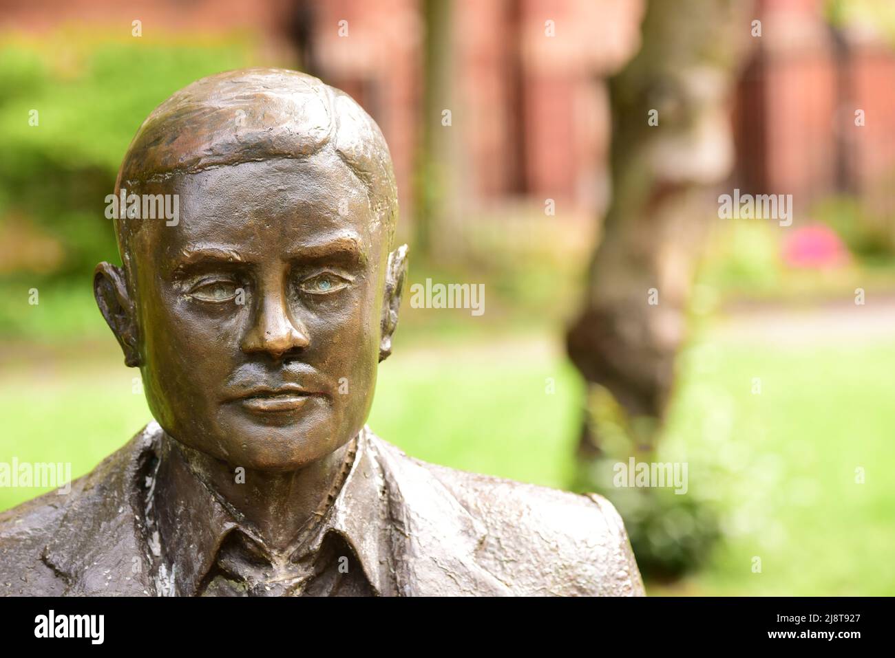 Alan turing memorial statue hi-res stock photography and images - Alamy