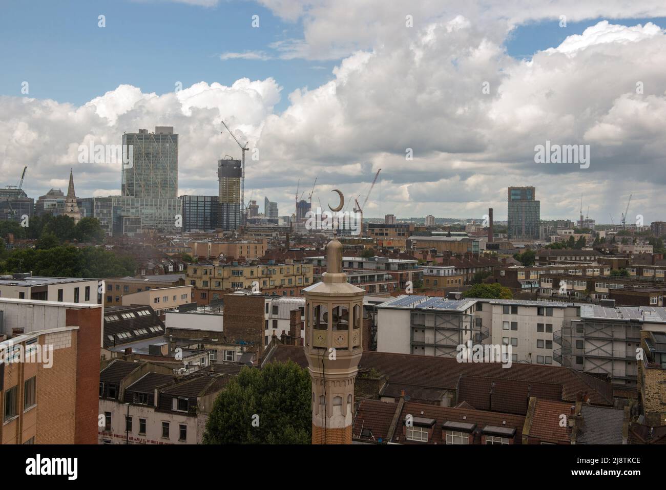London, 18/08/2017: vista della città dal tetto della Moschea di East London - view of the city from the East London Mosque. © Andrea Sabbadini Stock Photo