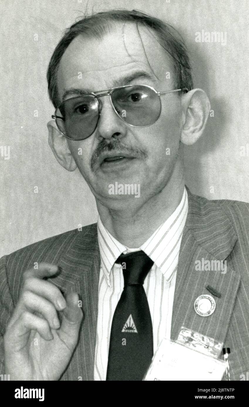 Alistair Macrae, General Secretary (Local Government and Water) of the National Union of Public Employees, speaks at the Trades Union Congress in Blackpool, England on September 4, 1989. Stock Photo