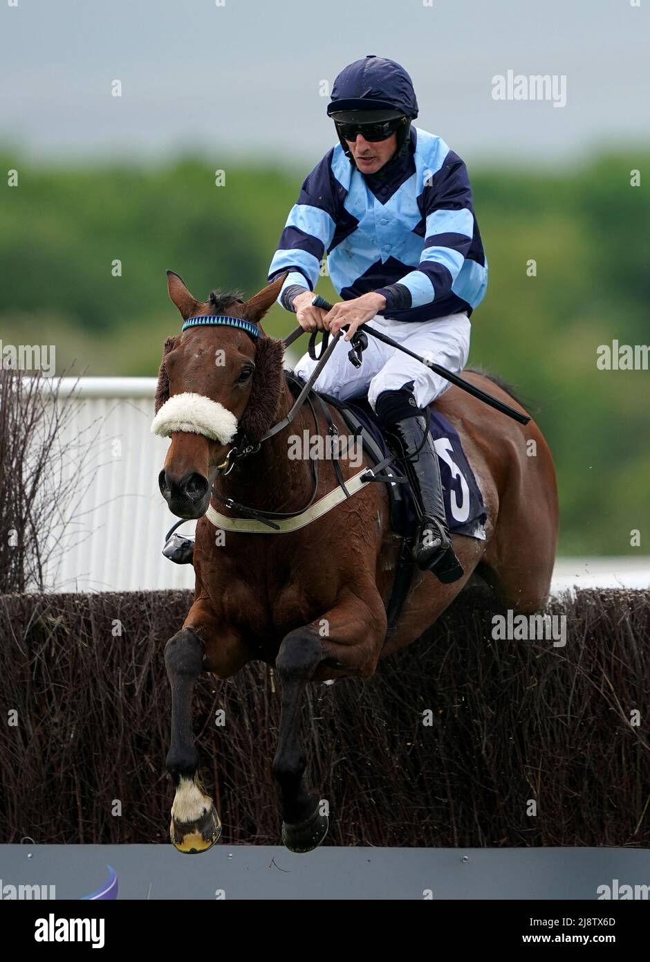 Loughermore ridden by William Shanahan goes on to win the Ryley Wealth Management Novices' Handicap Chase (GBB Race) at Southwell racecourse, Nottinghamshire. Picture date: Wednesday May 18, 2022. Stock Photo